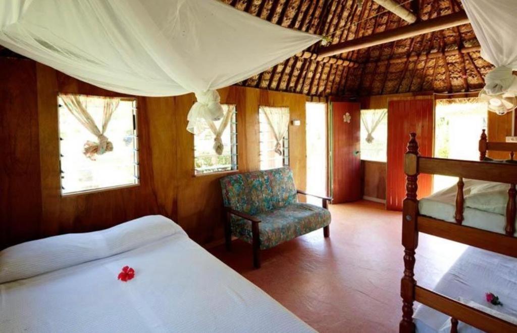 Nabua Lodge Naisisili Екстер'єр фото